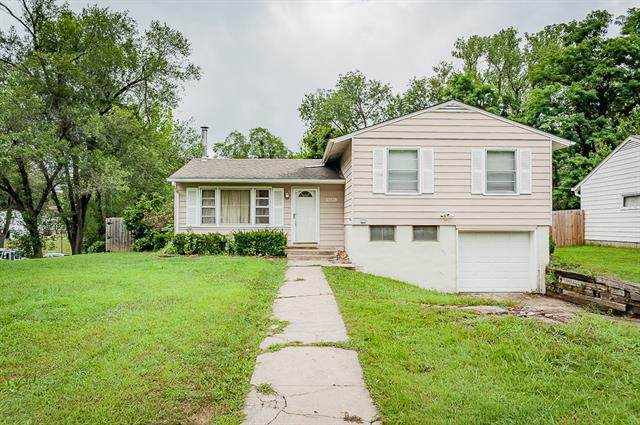 4385 Drury Avenue - Photo 1