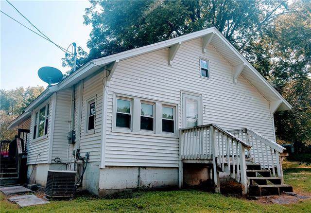 211 Black Diamond Street - Photo 1