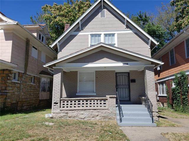 3034 32nd Street - Photo 1