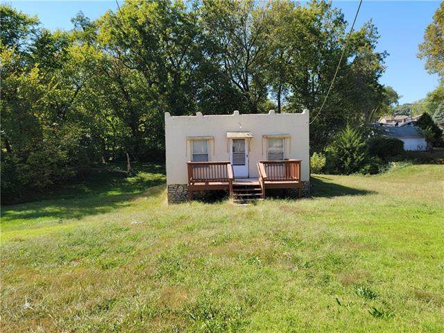 4510 Brighton Avenue - Photo 1