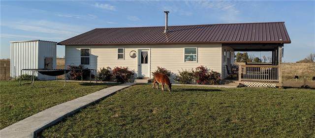 31705 185th Street - Photo 1