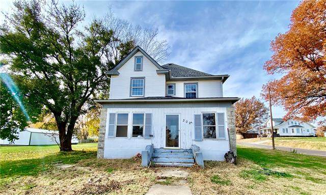 302 4th Street - Photo 1