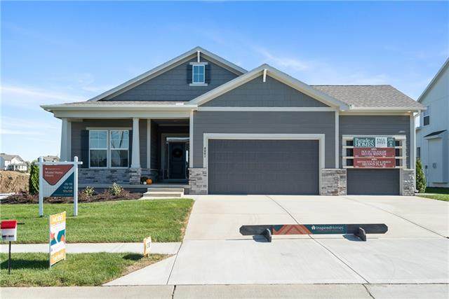 4512 Robinson Drive - Photo 1
