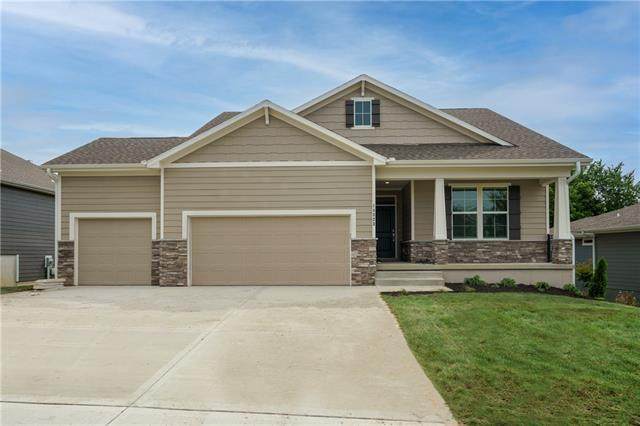 4508 Robinson Drive - Photo 1