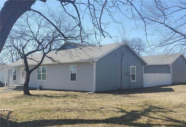409 Water Street - Photo 1