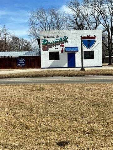 820 Summit Street - Photo 1