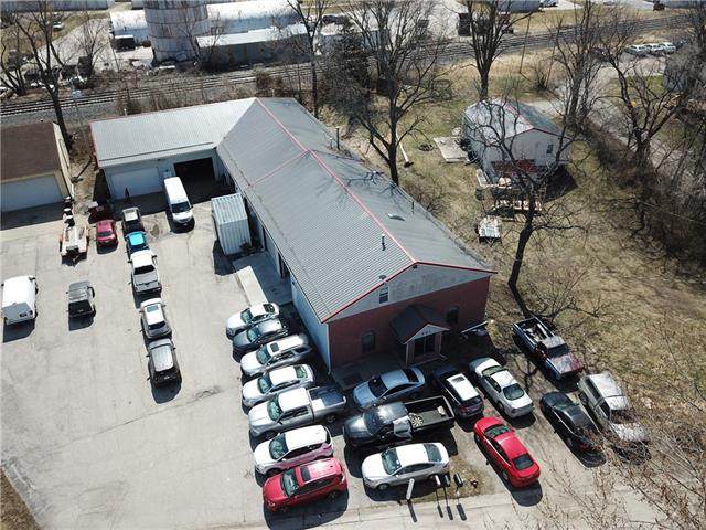 201 Walnut Street - Photo 1