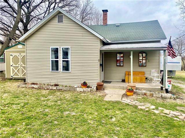 725 Vine Street - Photo 1