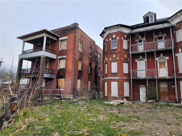 609 Forest Avenue - Photo 1