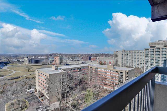 2510 Grand Boulevard - Photo 1