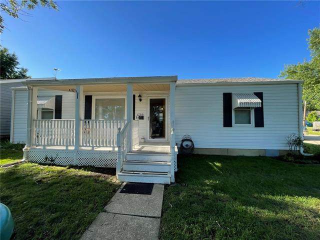 1700 Brown Avenue - Photo 1