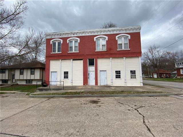 517 12th Street - Photo 1