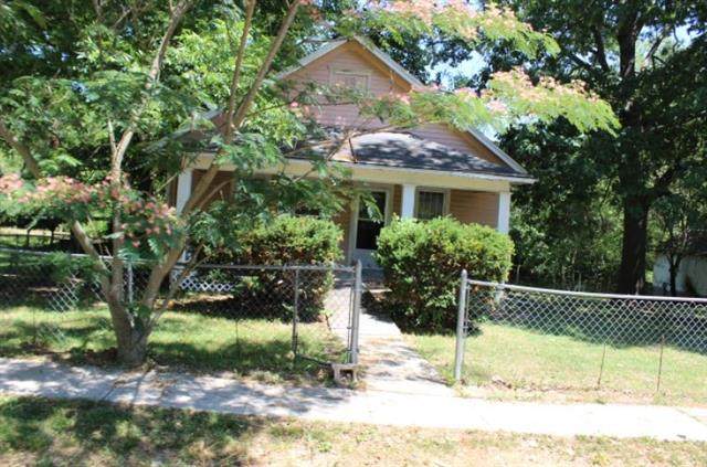 715 Pine Street - Photo 1