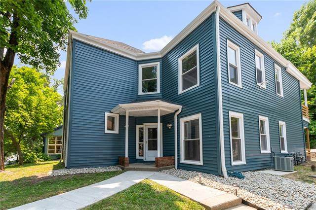 306 Main Street - Photo 1