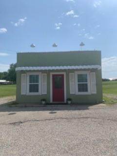 902 Grand Street - Photo 1