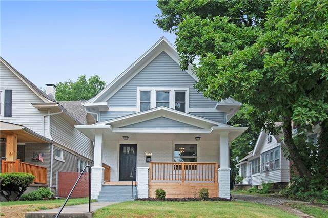 3944 Clark Avenue - Photo 1