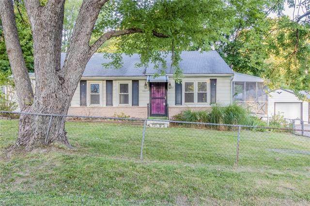 3827 Euclid Avenue - Photo 1