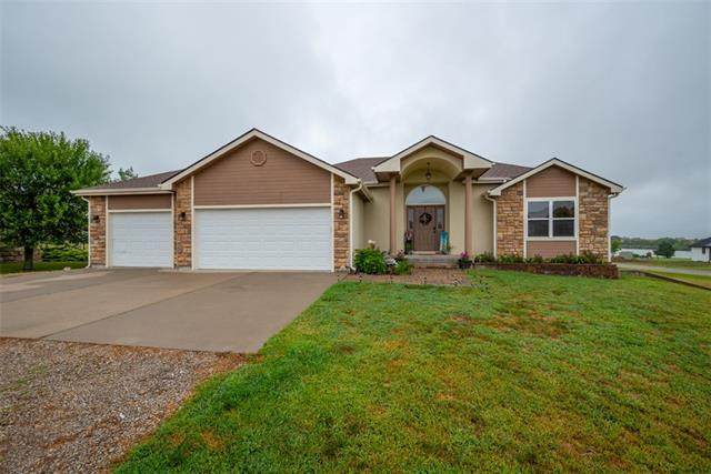 9942 Greenview Drive - Photo 1