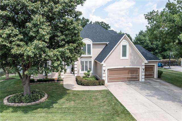1231 Pembrooke Drive - Photo 1