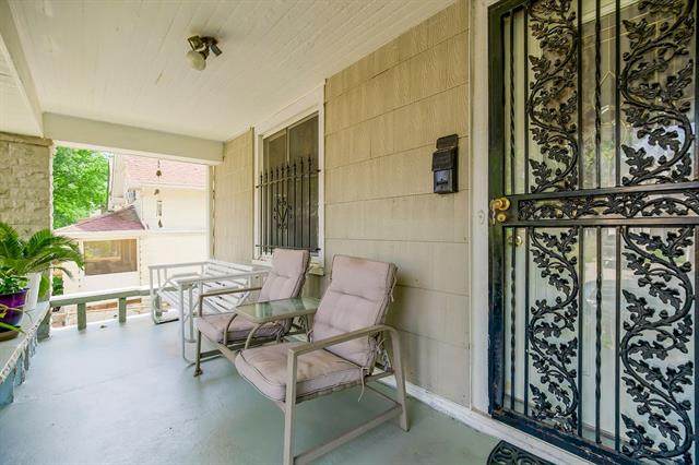 3217 Thompson Avenue - Photo 1