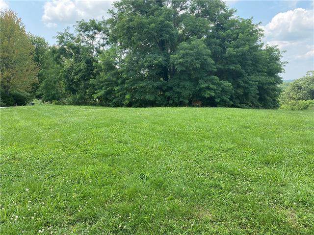 5870 Chateau Lane - Photo 1