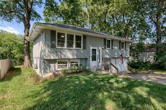 1207 Sycamore Street - Photo 1