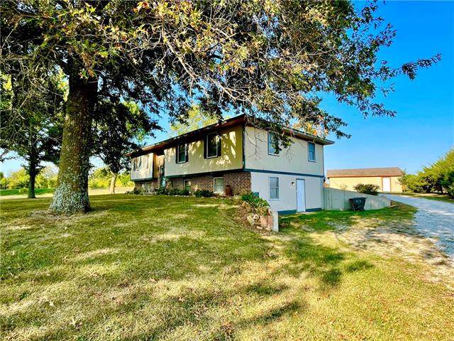 8440 1900 Road - Photo 1
