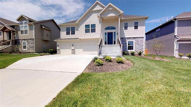 1496 162nd Circle - Photo 1