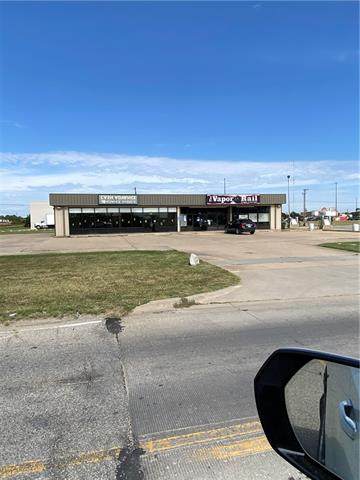 233 23rd Street - Photo 1