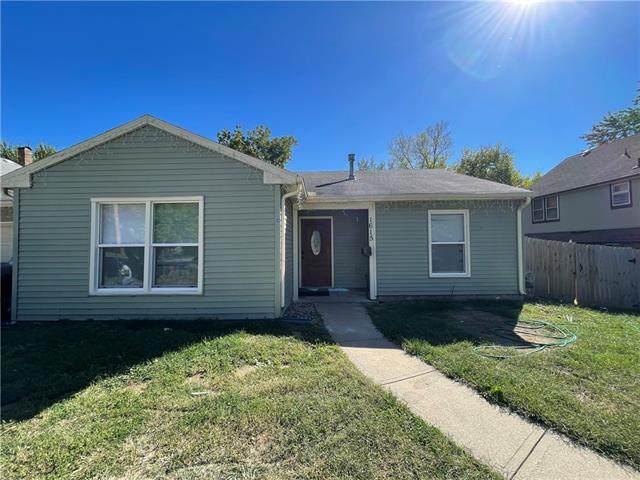 1615 Richmond Avenue - Photo 1