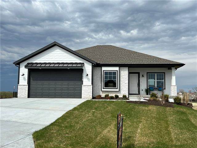 15502 Lakeside Drive - Photo 1
