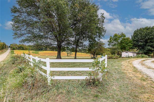 28003 239th Street - Photo 1
