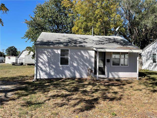 505 4th Street - Photo 1