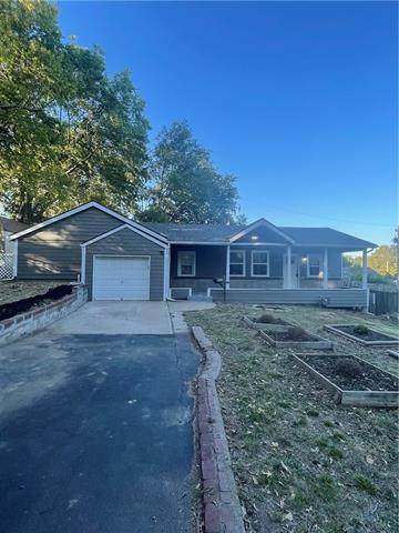 9520 Linwood Boulevard - Photo 1