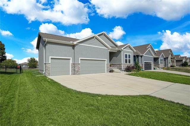 1122 Cheshire Drive - Photo 1