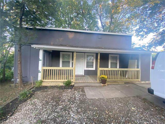 753 32ND Street - Photo 1