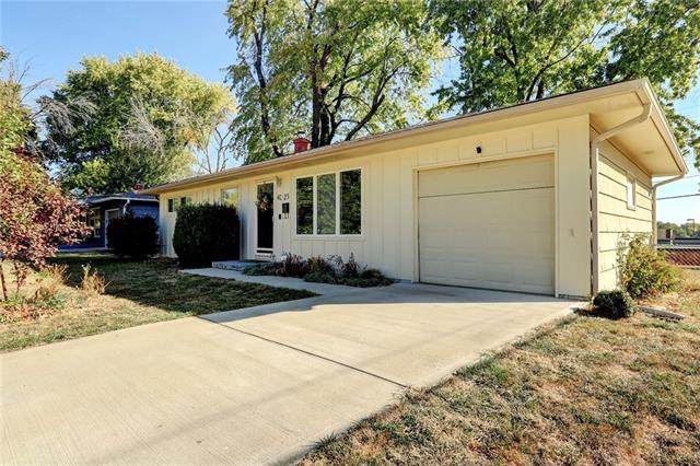 4025 Lynn Street - Photo 1