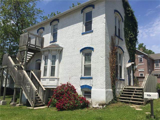401 7th Street - Photo 1