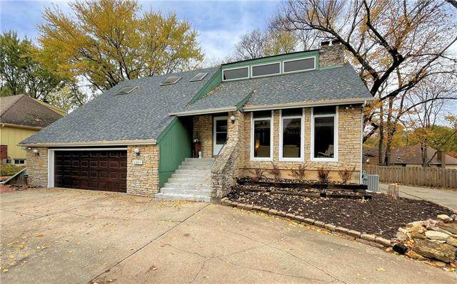 5304 Queal Drive - Photo 1