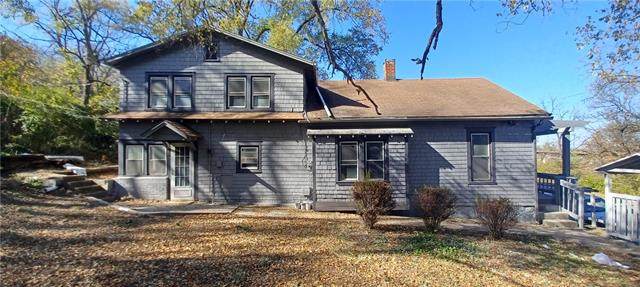 1037 Metropolitan Avenue - Photo 1