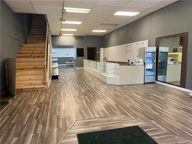 428 Delaware Street - Photo 1
