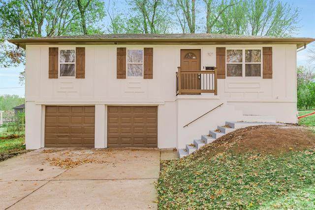 7817 103rd Terrace - Photo 1