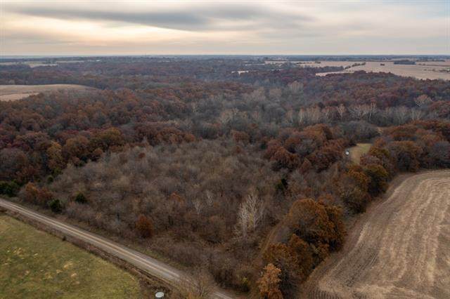 320th Road - Photo 1