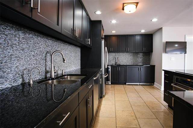 221 48th Street - Photo 1