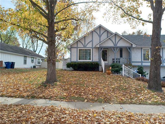 3704 Briarwood Drive - Photo 1
