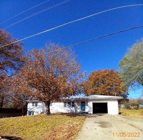 2916 Franklin Avenue - Photo 1