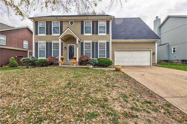 11421 Oakview Drive - Photo 1