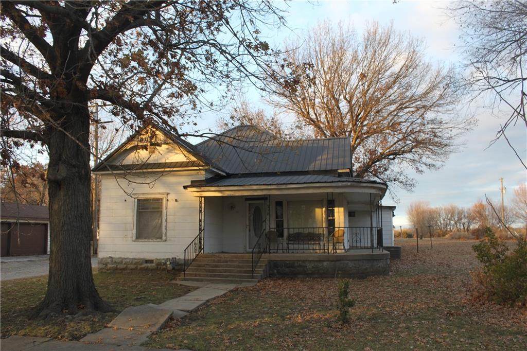 218 Cullen Avenue - Photo 1