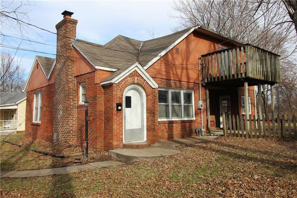 511 Maple Street - Photo 1