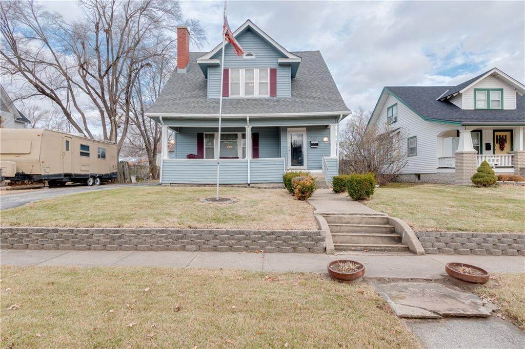 511 4th Street - Photo 1